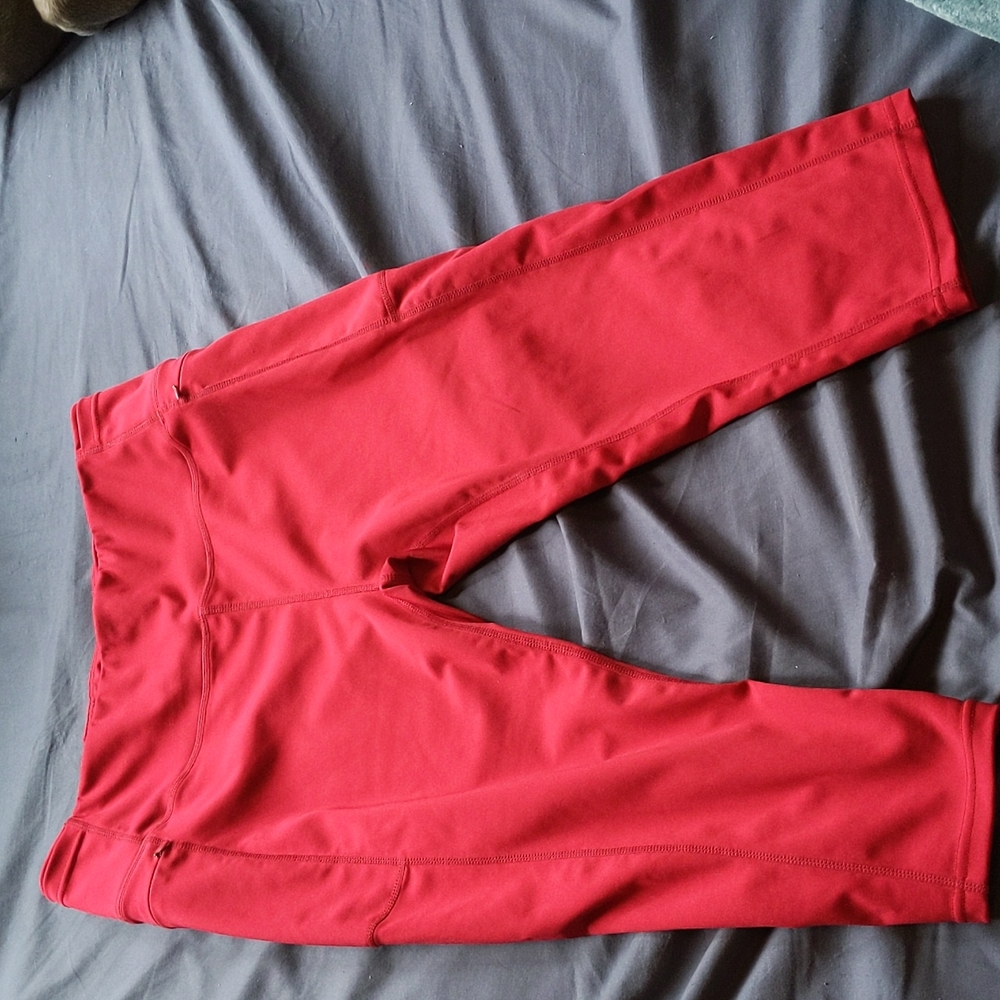 Plus size workout capris